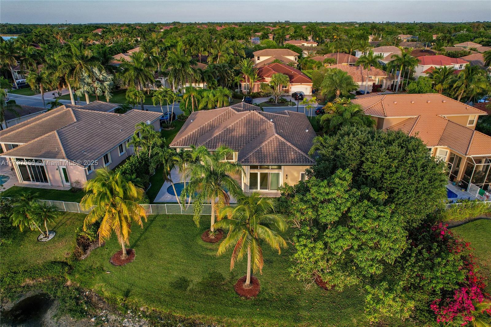MARINERS COVE OF EAGLE LA - Residential