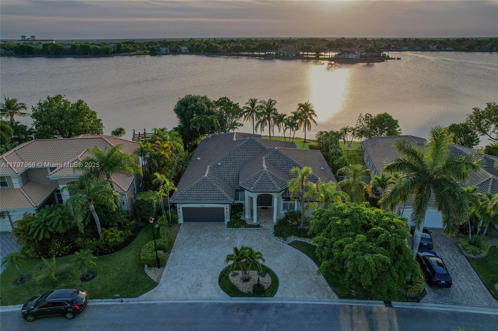 MARINERS COVE OF EAGLE LA - Residential