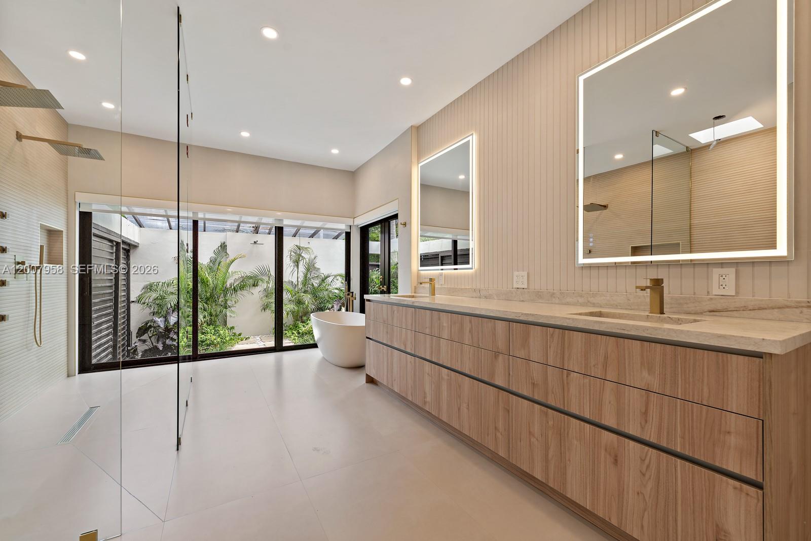 SUB OF SW1/4 - Residential