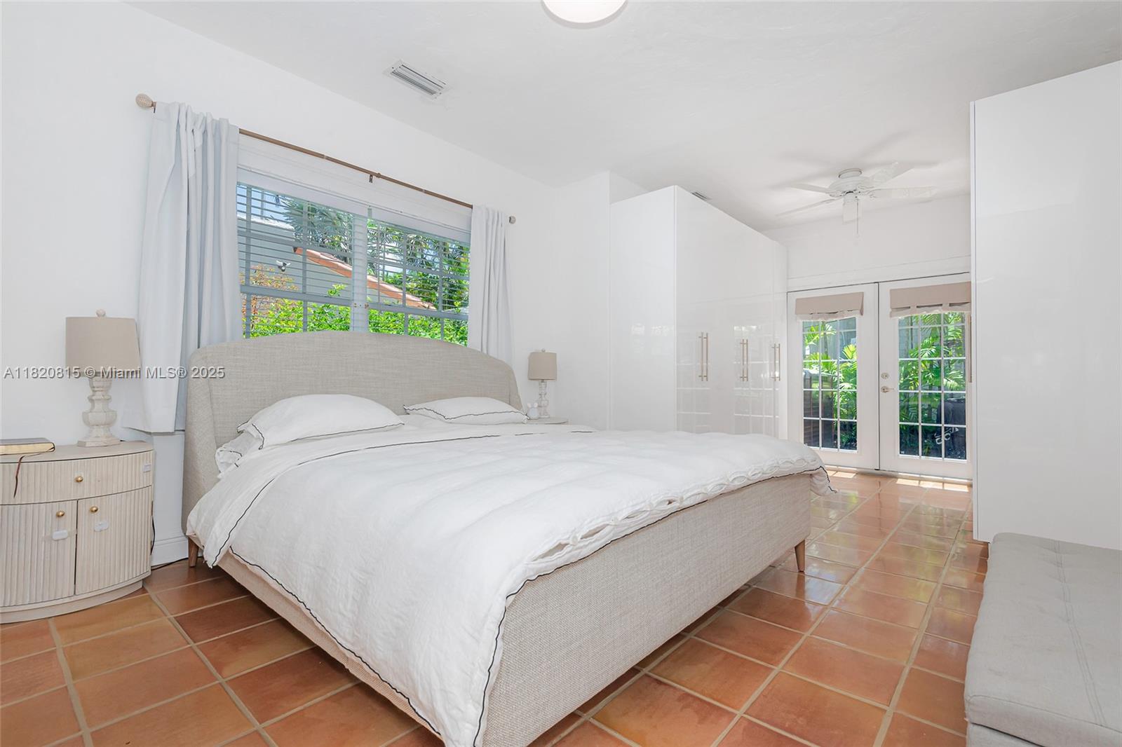 CORAL GABLES GRANADA SEC - Residential