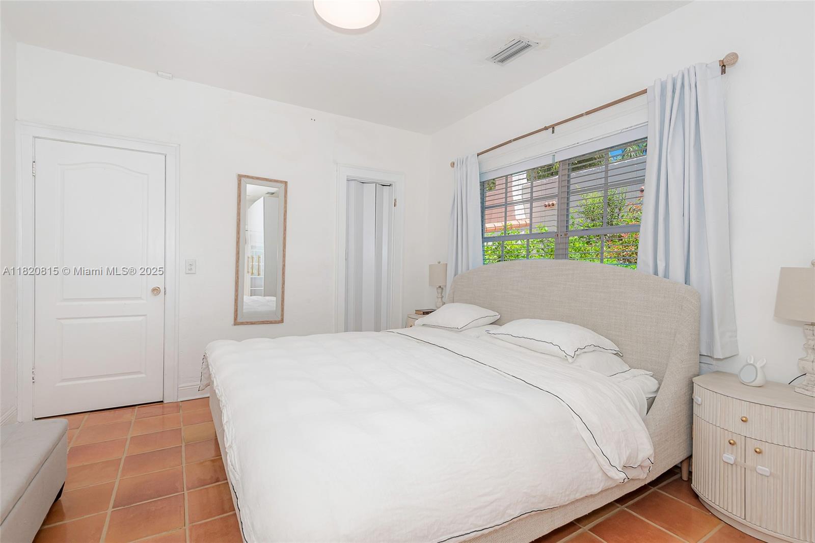 CORAL GABLES GRANADA SEC - Residential