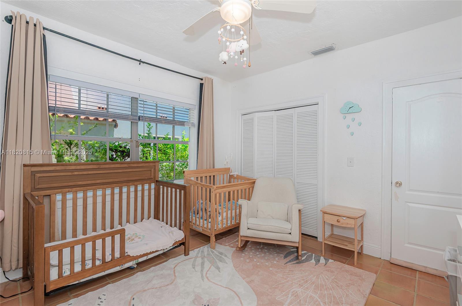 CORAL GABLES GRANADA SEC - Residential