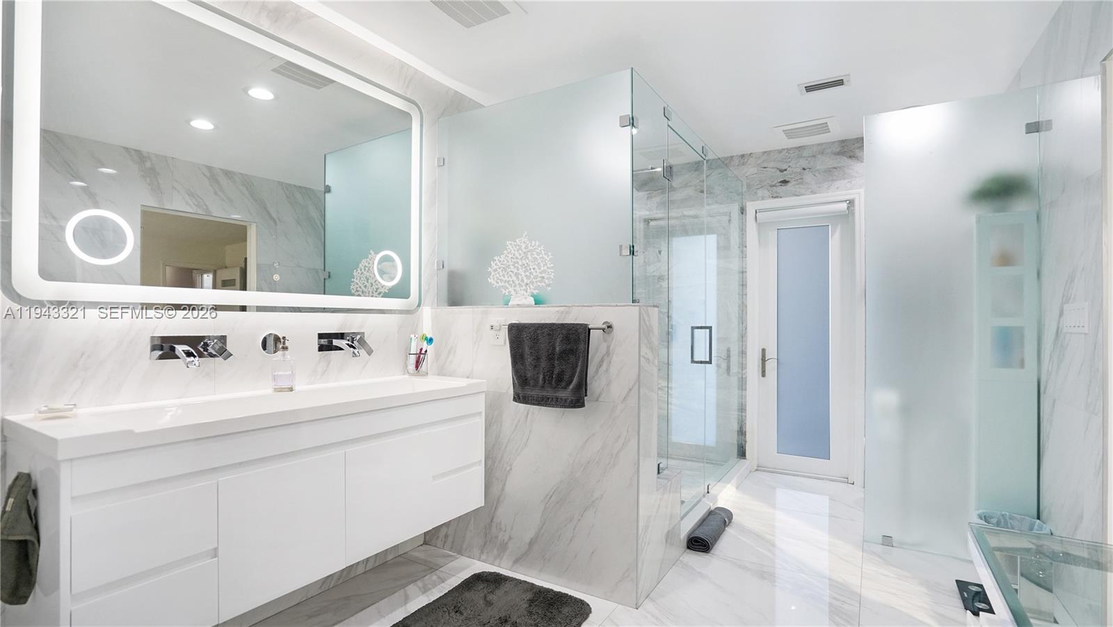 SALA DEL MAR - Residential