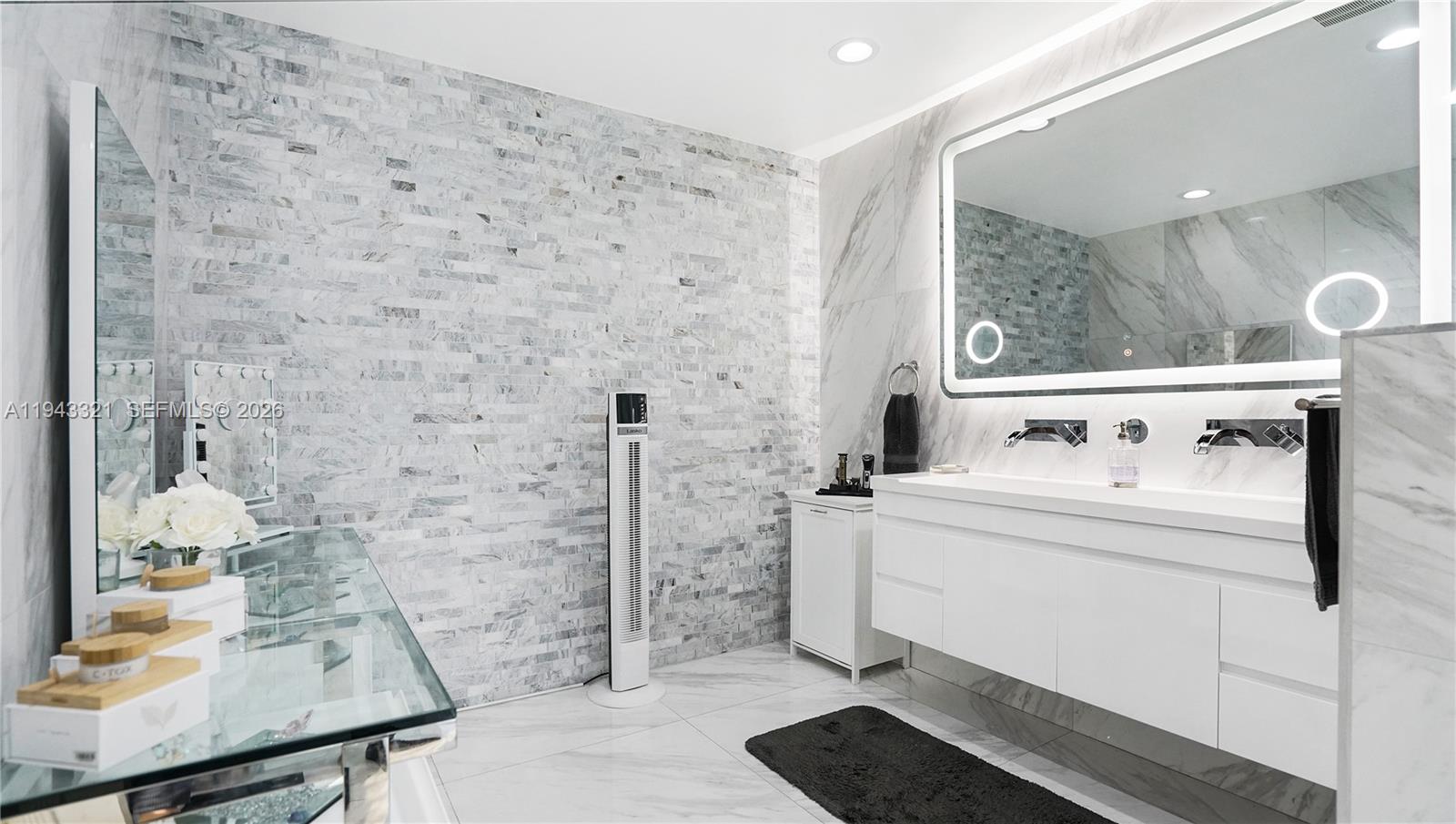 SALA DEL MAR - Residential