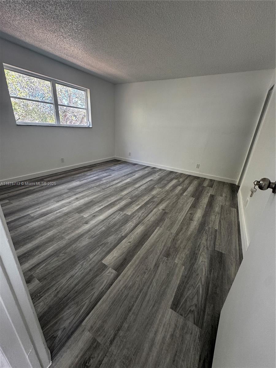 ATRIUM OF HOLLYWOOD INC C - Residential Lease