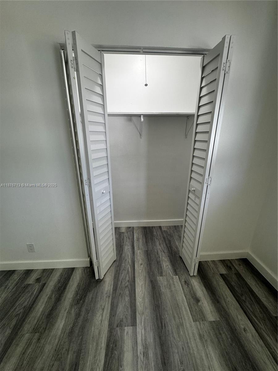 ATRIUM OF HOLLYWOOD INC C - Residential Lease