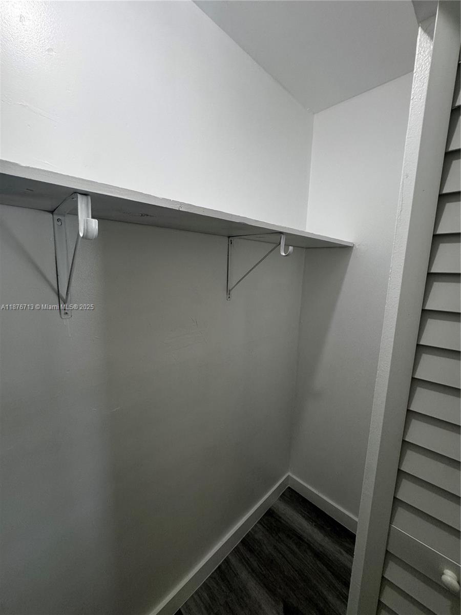 ATRIUM OF HOLLYWOOD INC C - Residential Lease