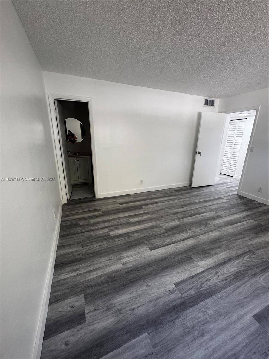 ATRIUM OF HOLLYWOOD INC C - Residential Lease