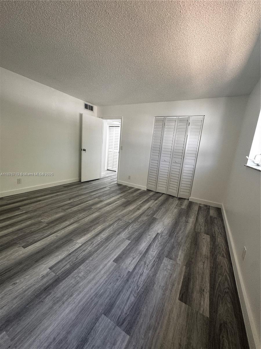 ATRIUM OF HOLLYWOOD INC C - Residential Lease