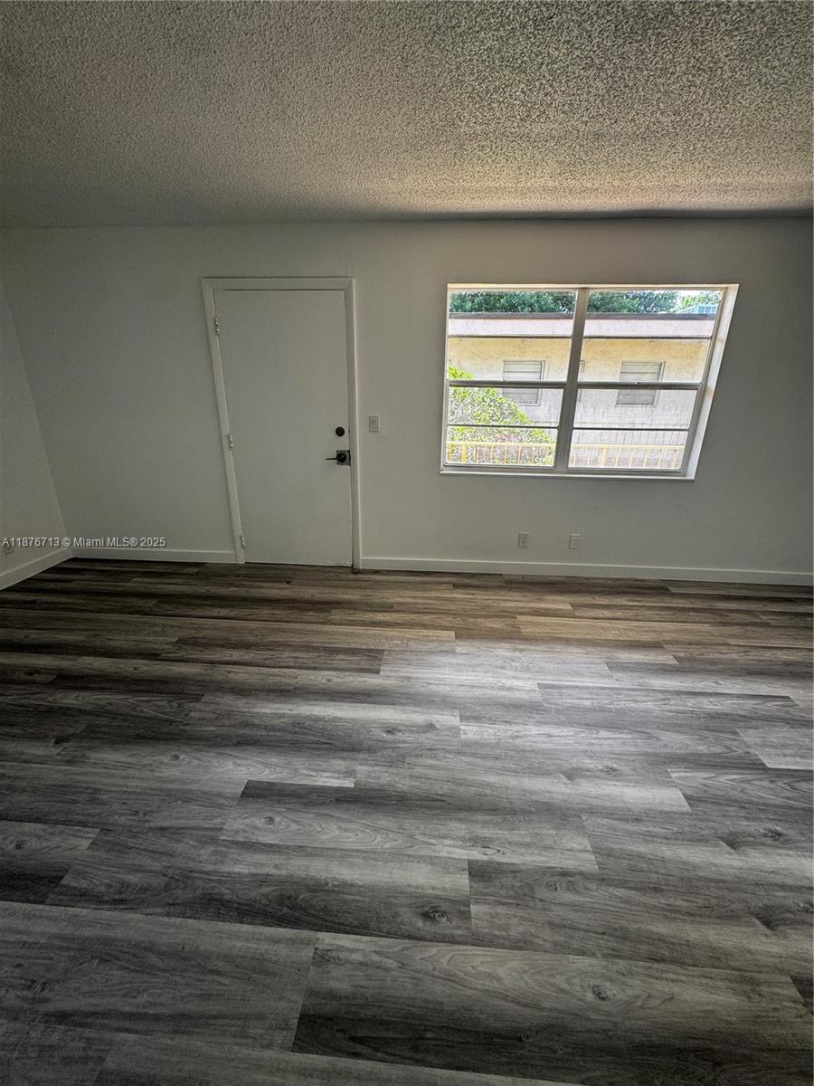 ATRIUM OF HOLLYWOOD INC C - Residential Lease