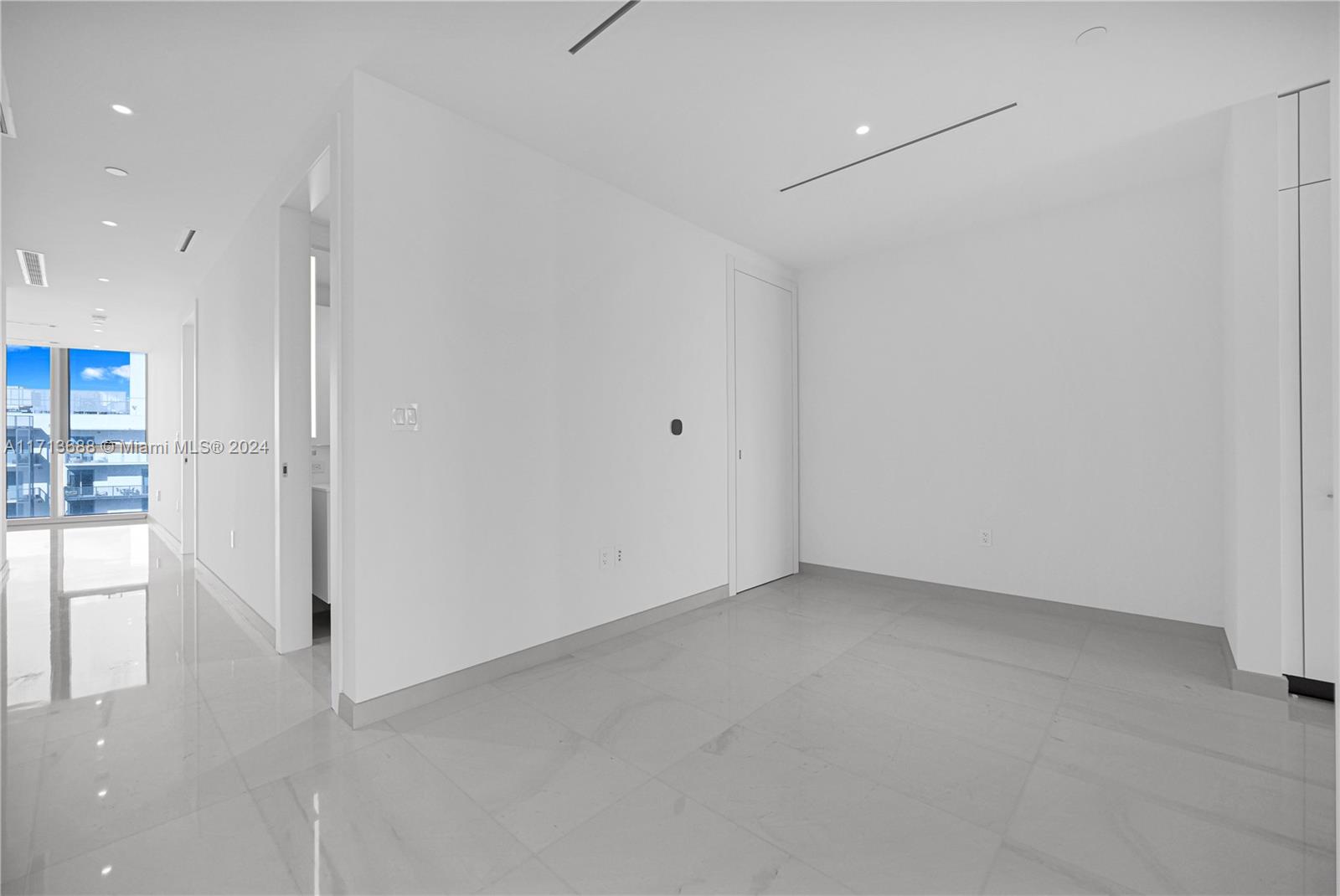 Aston Martin Residences - Residential