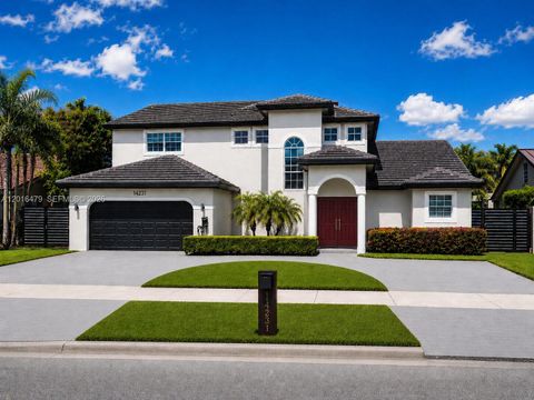 Photo of 14231 SW 36th St, Miami, FL 33175 (MLS # A12016479)