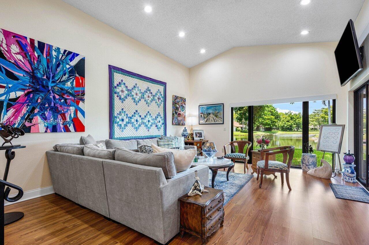 BOCA DELRAY - Residential
