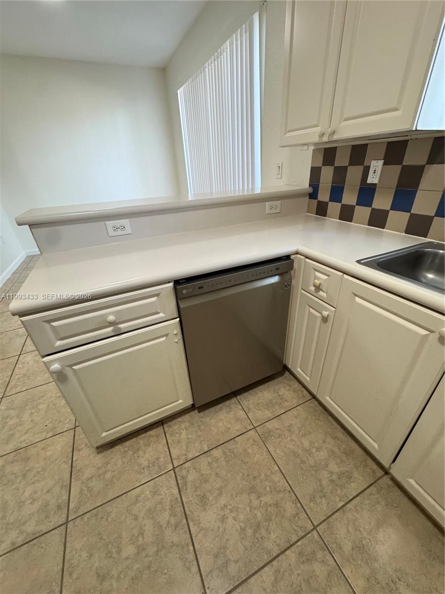 SHOMA TOWNHOMES AT KEYSCO - Residential