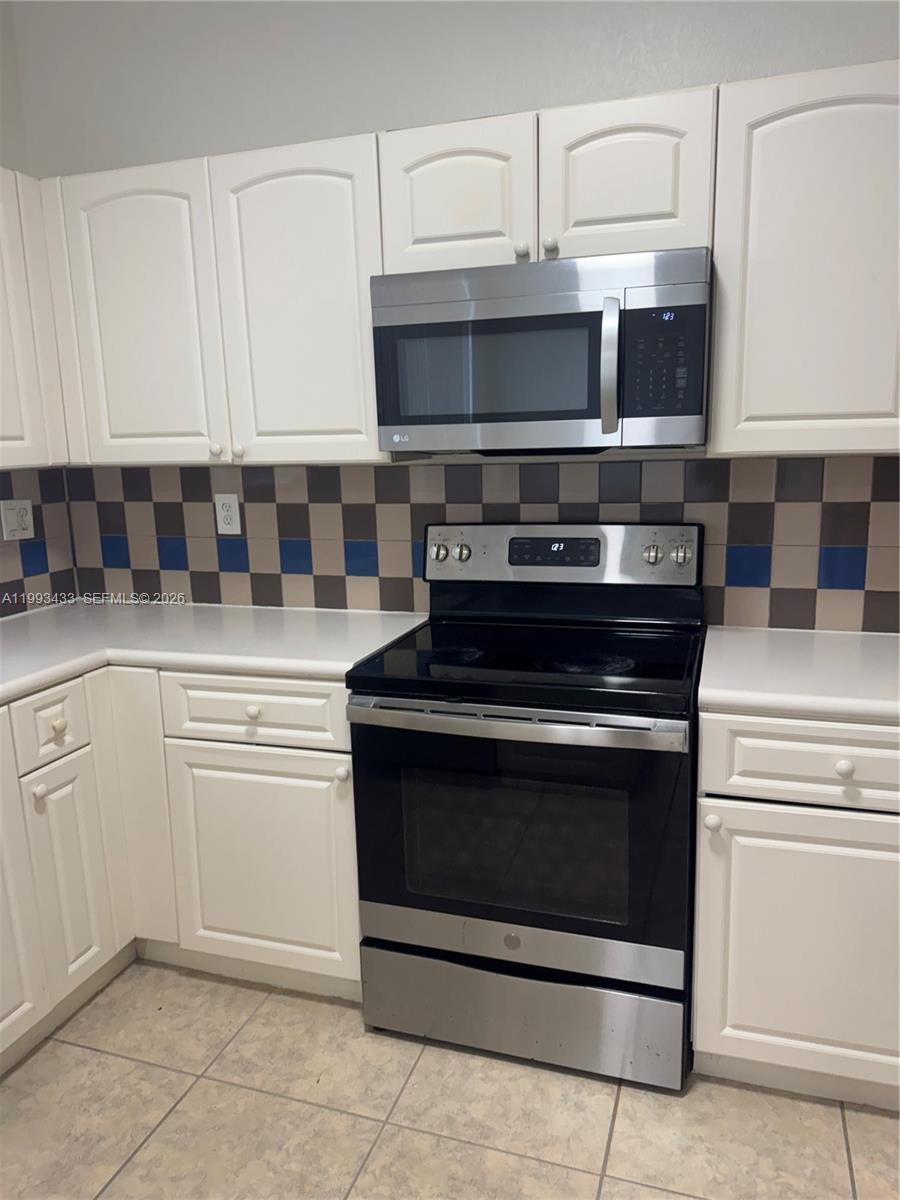 SHOMA TOWNHOMES AT KEYSCO - Residential