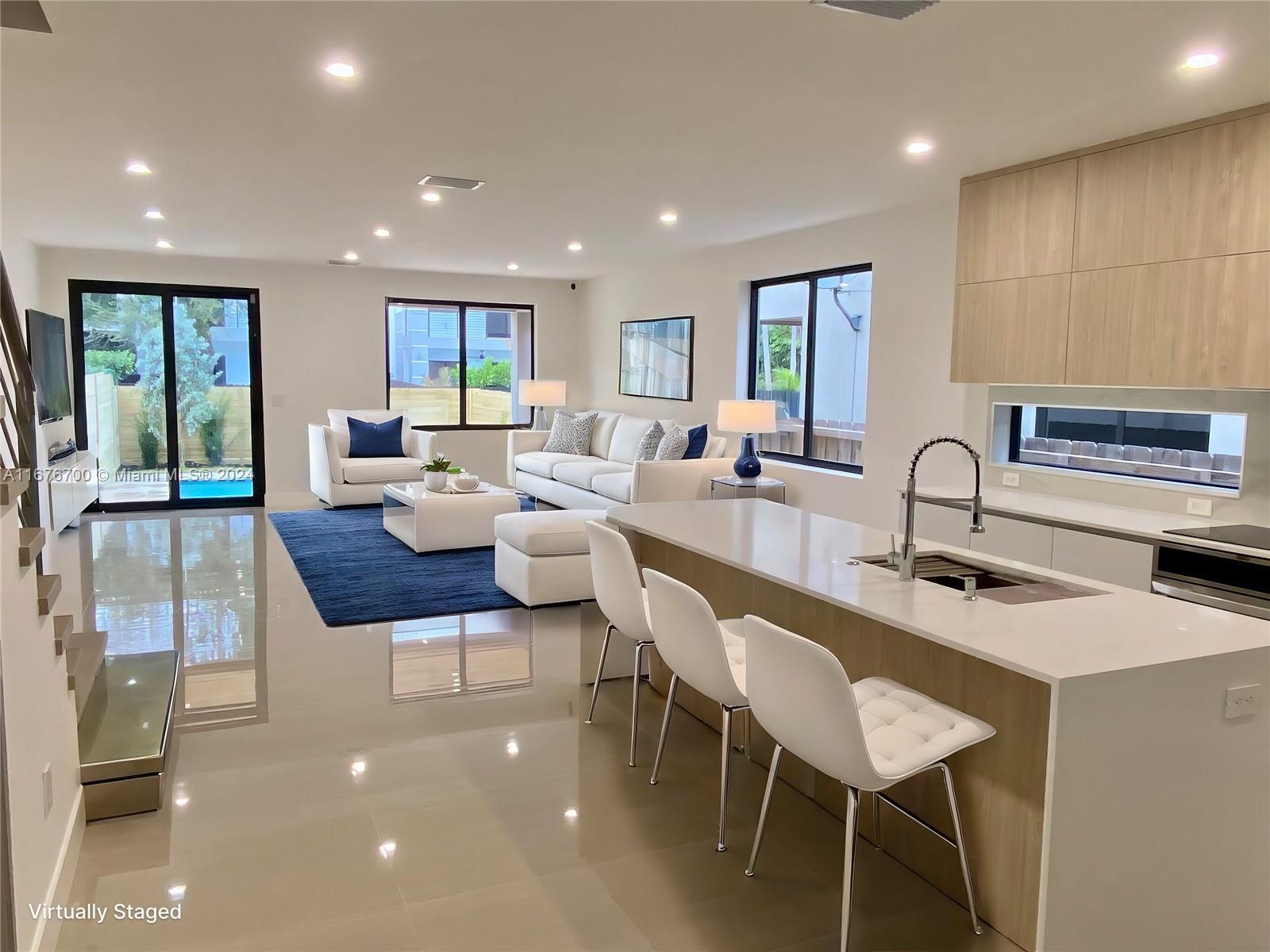 CROISSANT PARK RIVER SEC - Residential