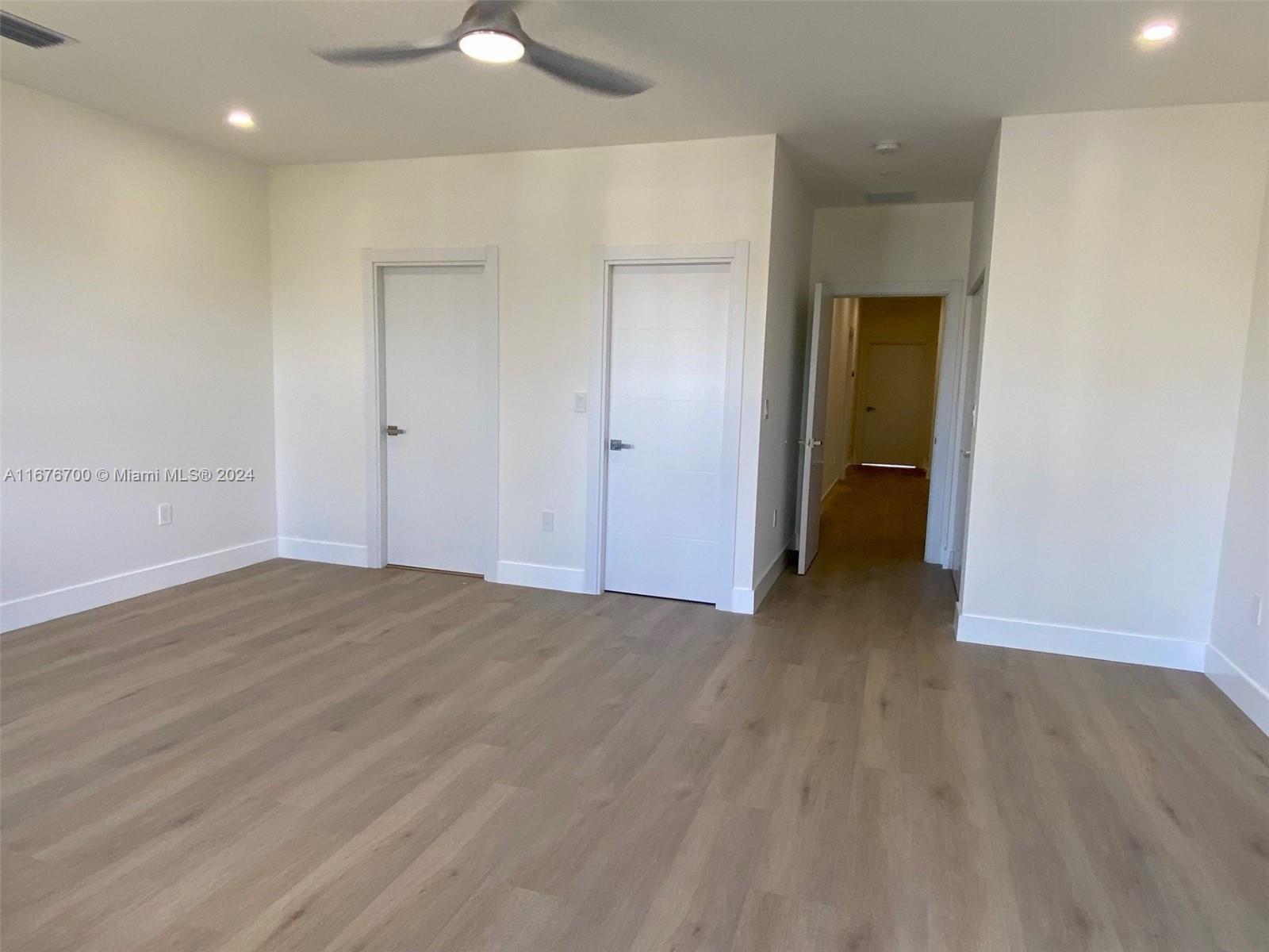 CROISSANT PARK RIVER SEC - Residential