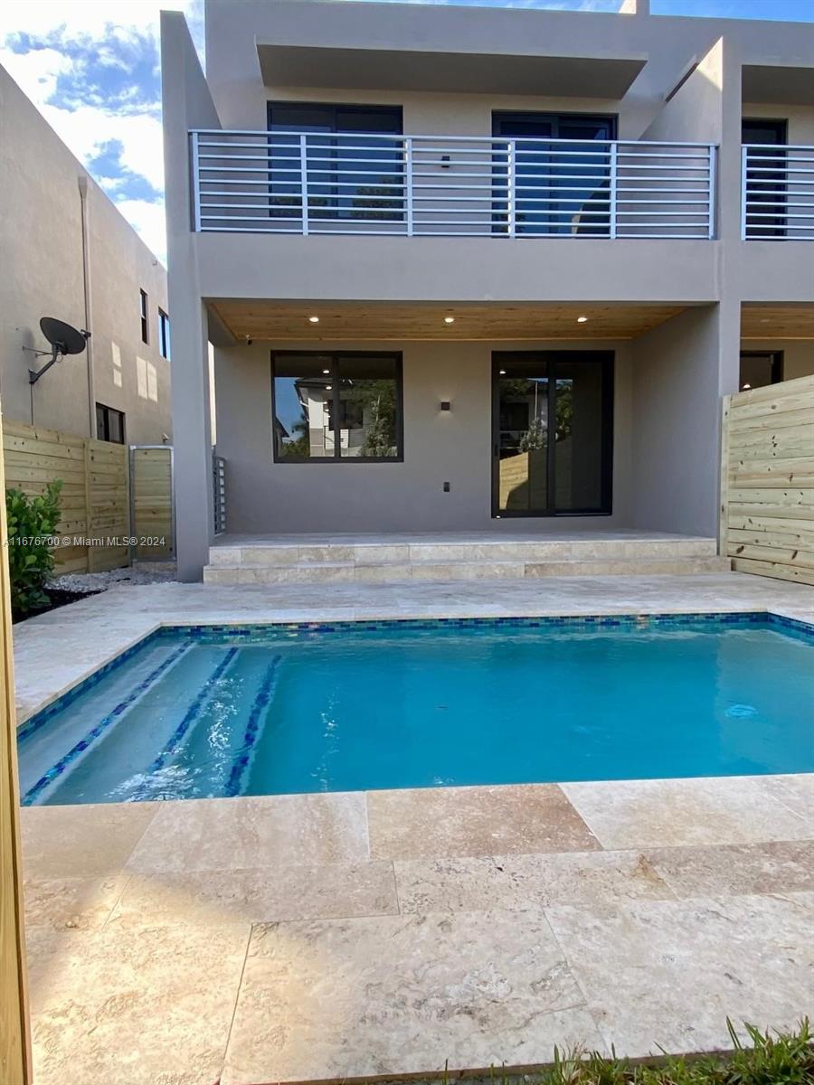 CROISSANT PARK RIVER SEC - Residential