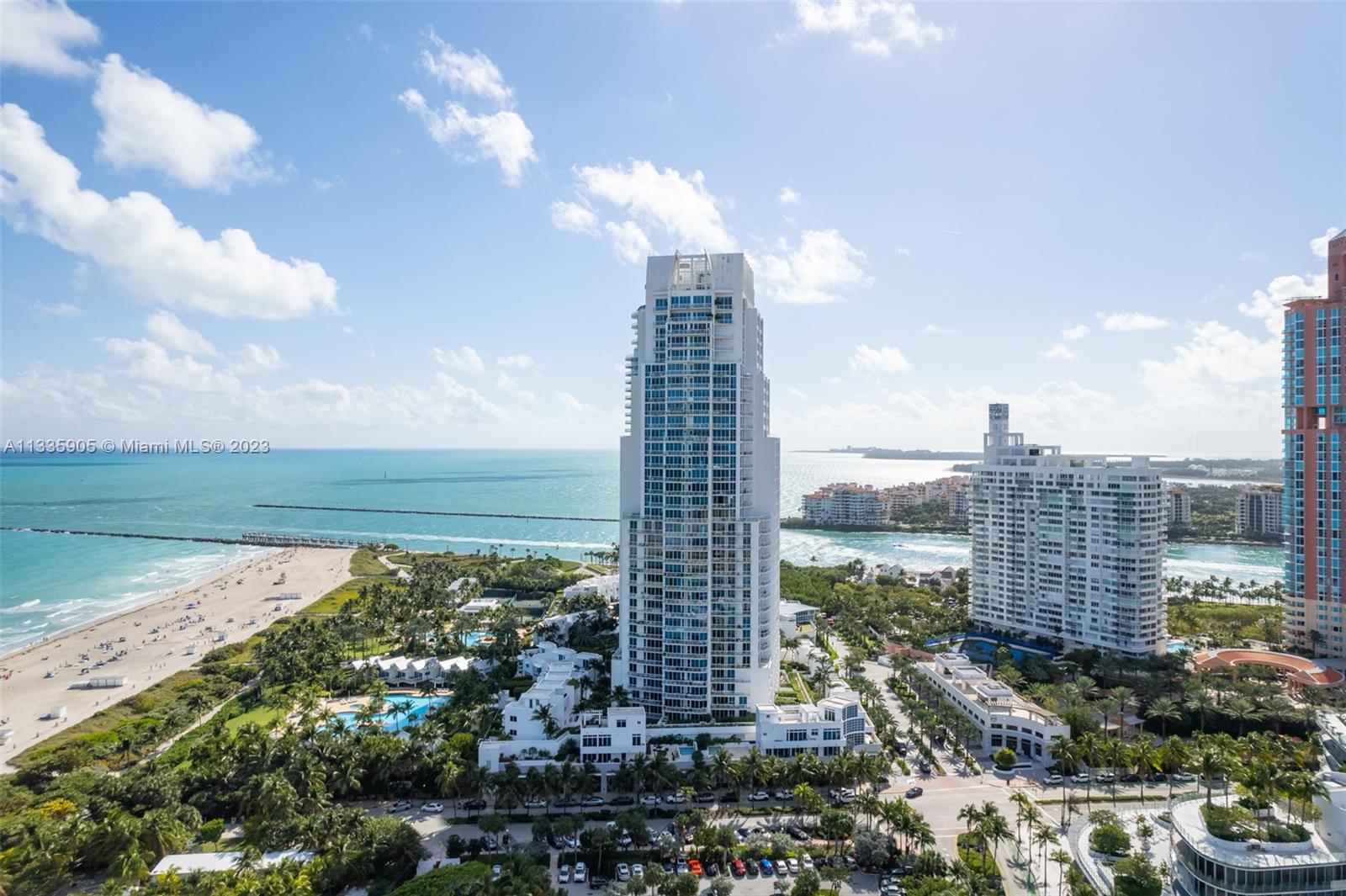 CONTINUUM ON SOUTH BEACH - Residential
