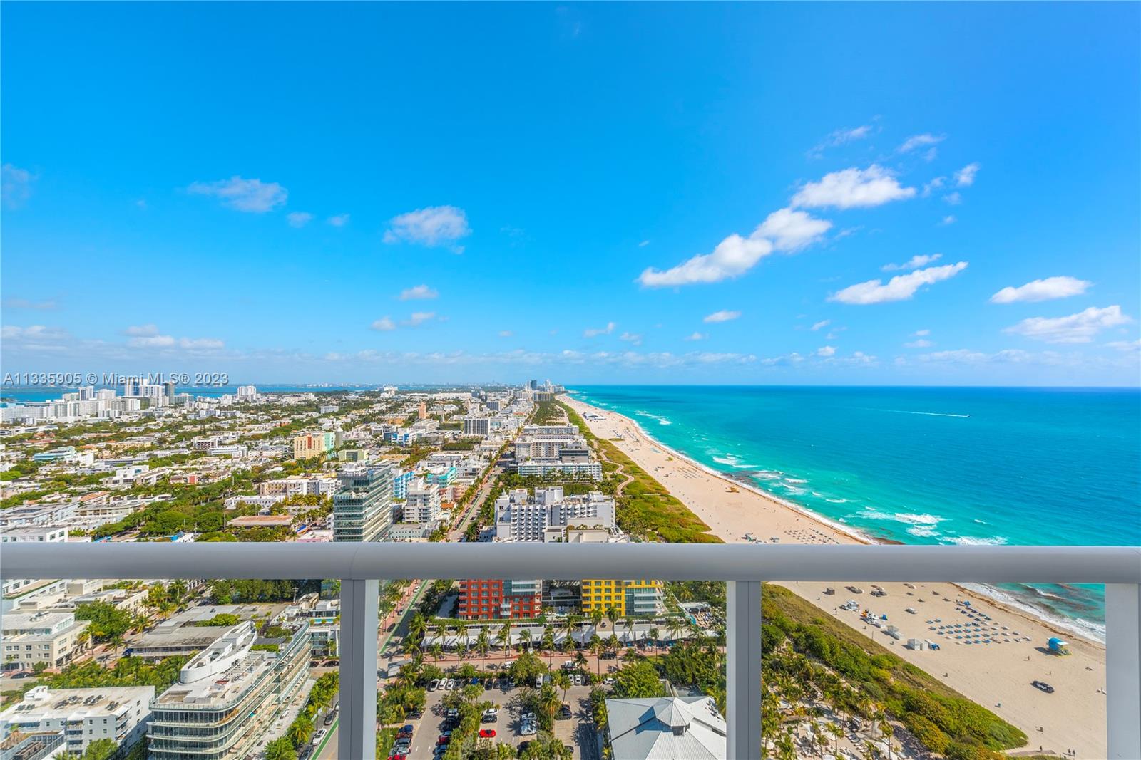 CONTINUUM ON SOUTH BEACH - Residential
