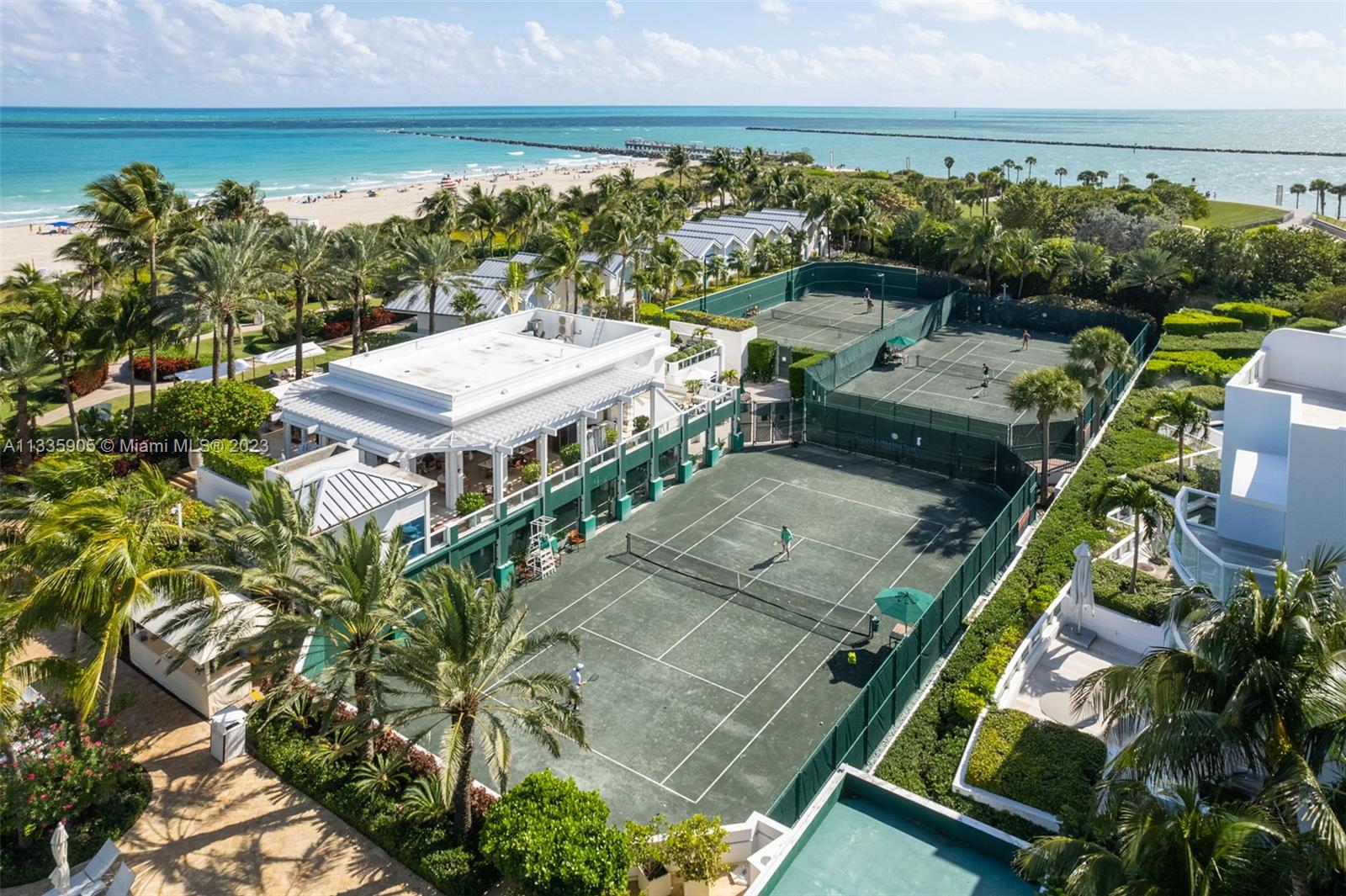 CONTINUUM ON SOUTH BEACH - Residential