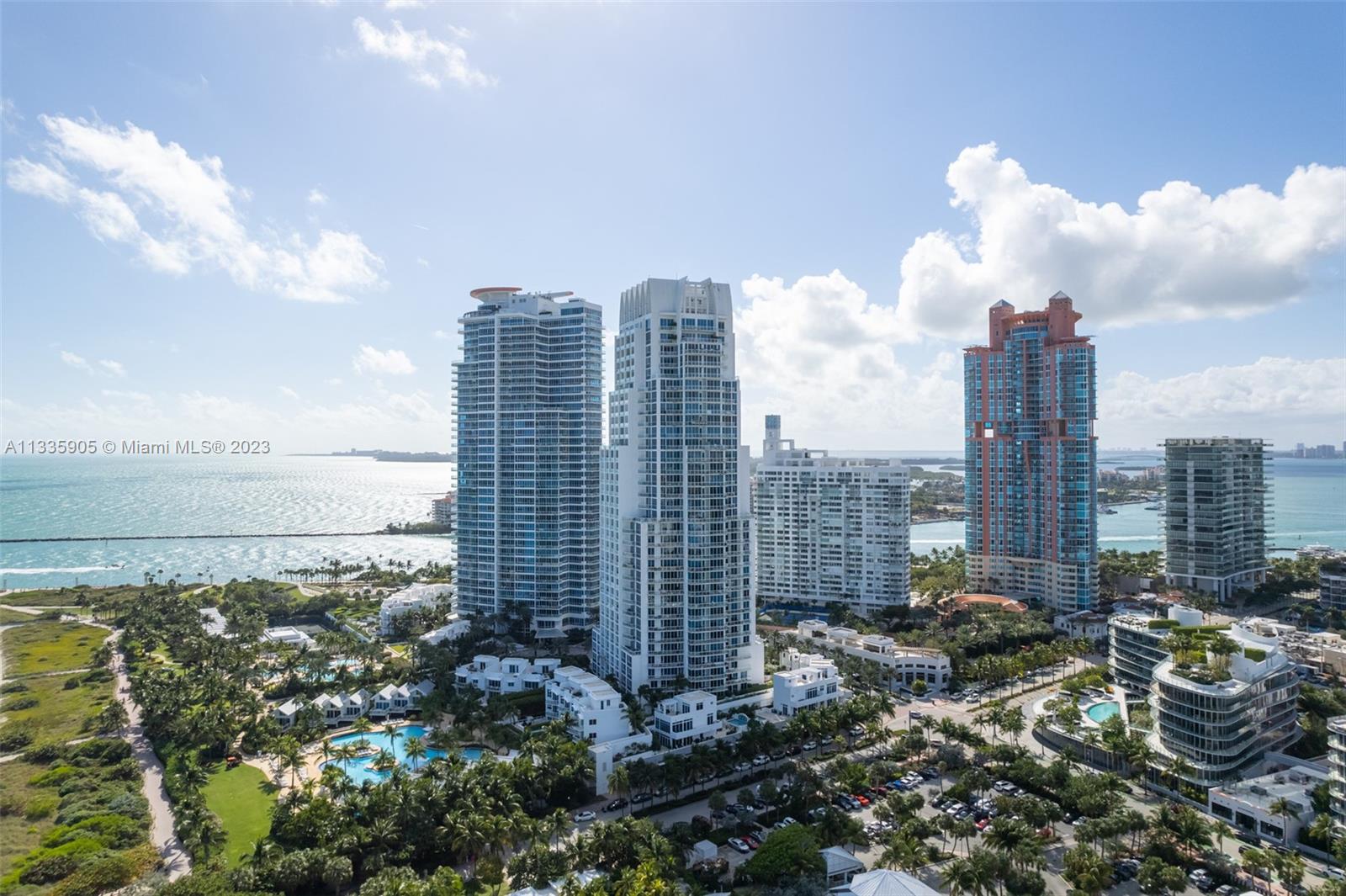 CONTINUUM ON SOUTH BEACH - Residential