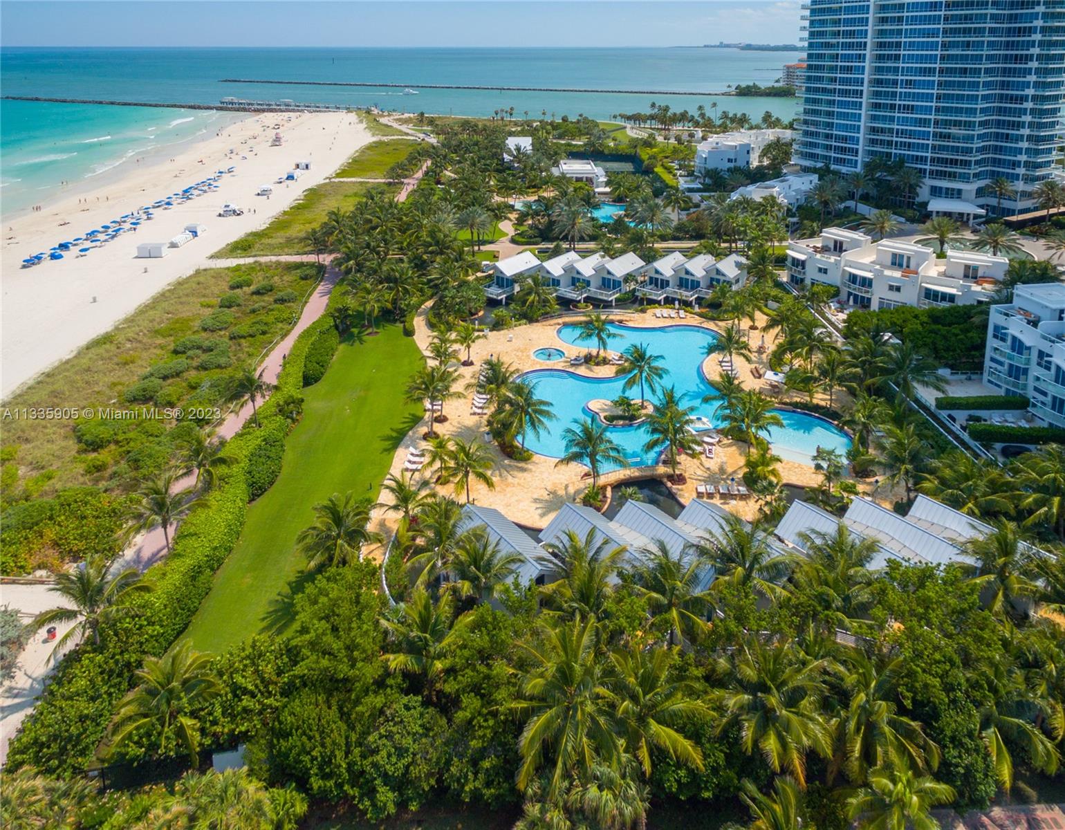 CONTINUUM ON SOUTH BEACH - Residential