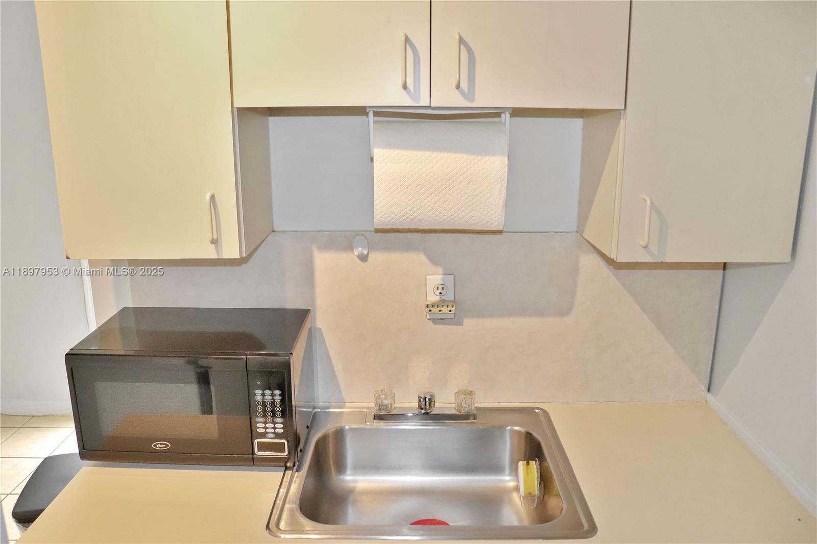 EAGLES POINT SUB 1ST ADDN - Residential Lease