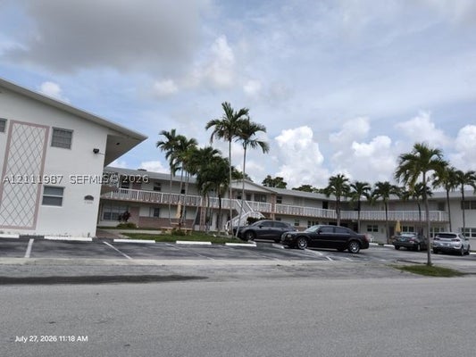 1300 N 12TH CT APT 6B, HOLLYWOOD, FL 33019 - Image fc04ecb2245da493621fdf178da23b36/2282933289