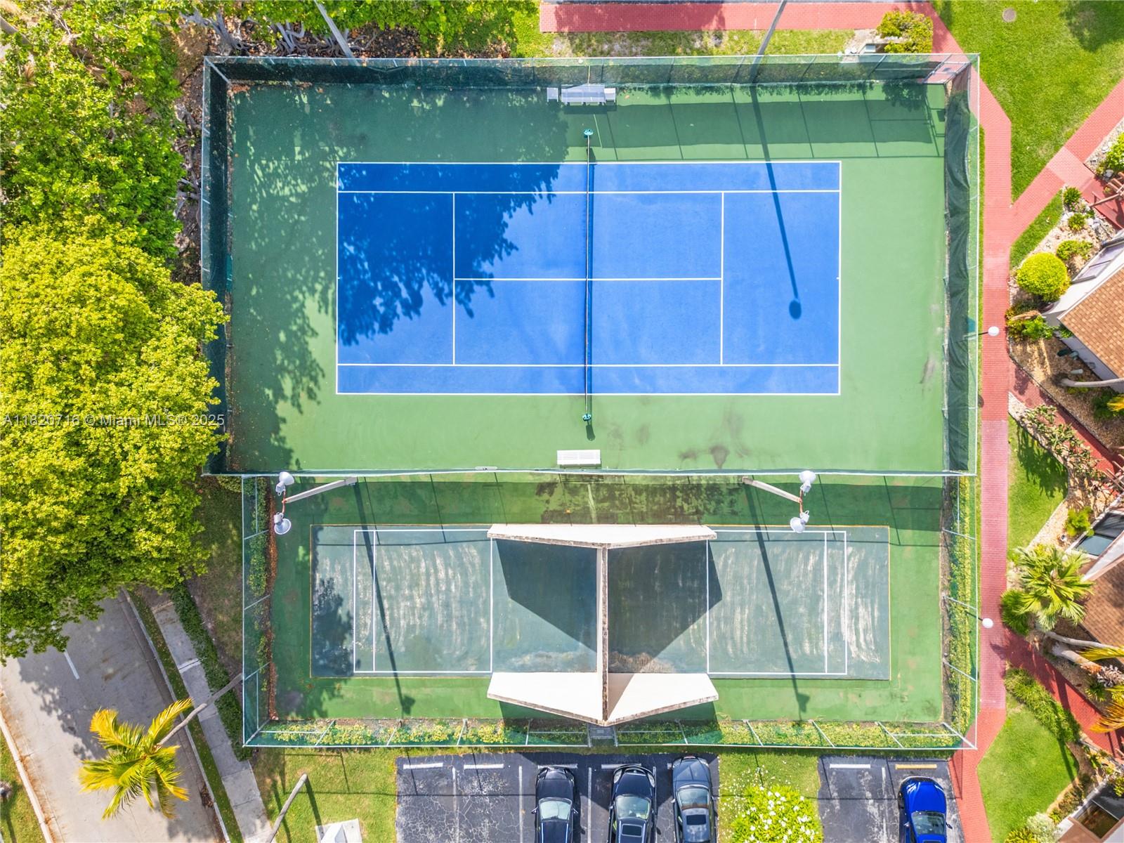 HARBOURWOOD VILLAS - Residential Lease