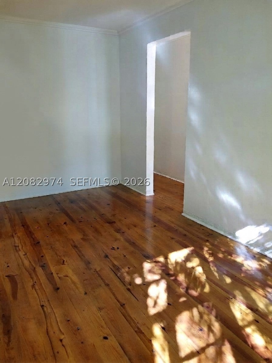 1610 Michigan Ave 5