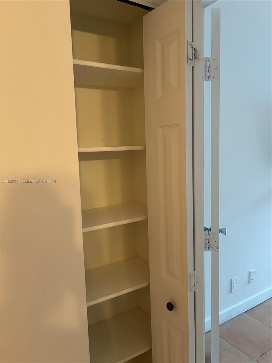 ENSENADA CONDO BLDG E-II - Residential Lease