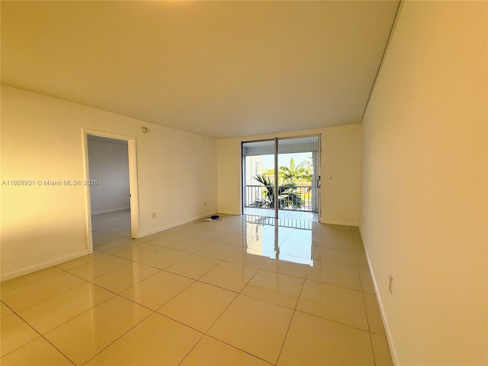 2859 Leonard Dr G407