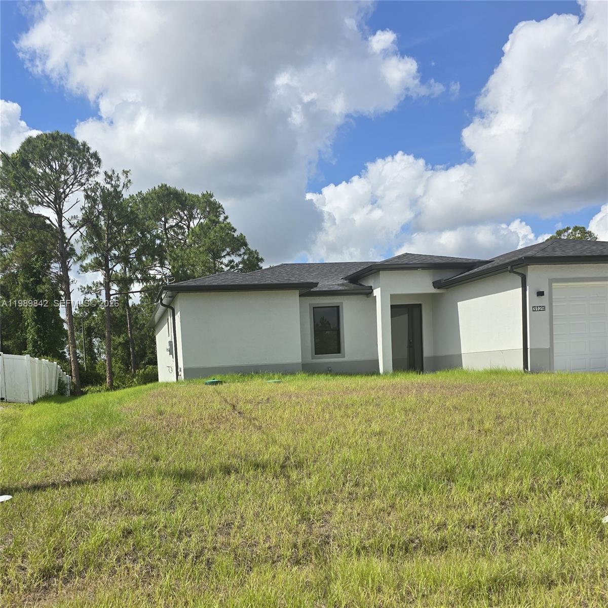 LEHIGH ACRES - Residential