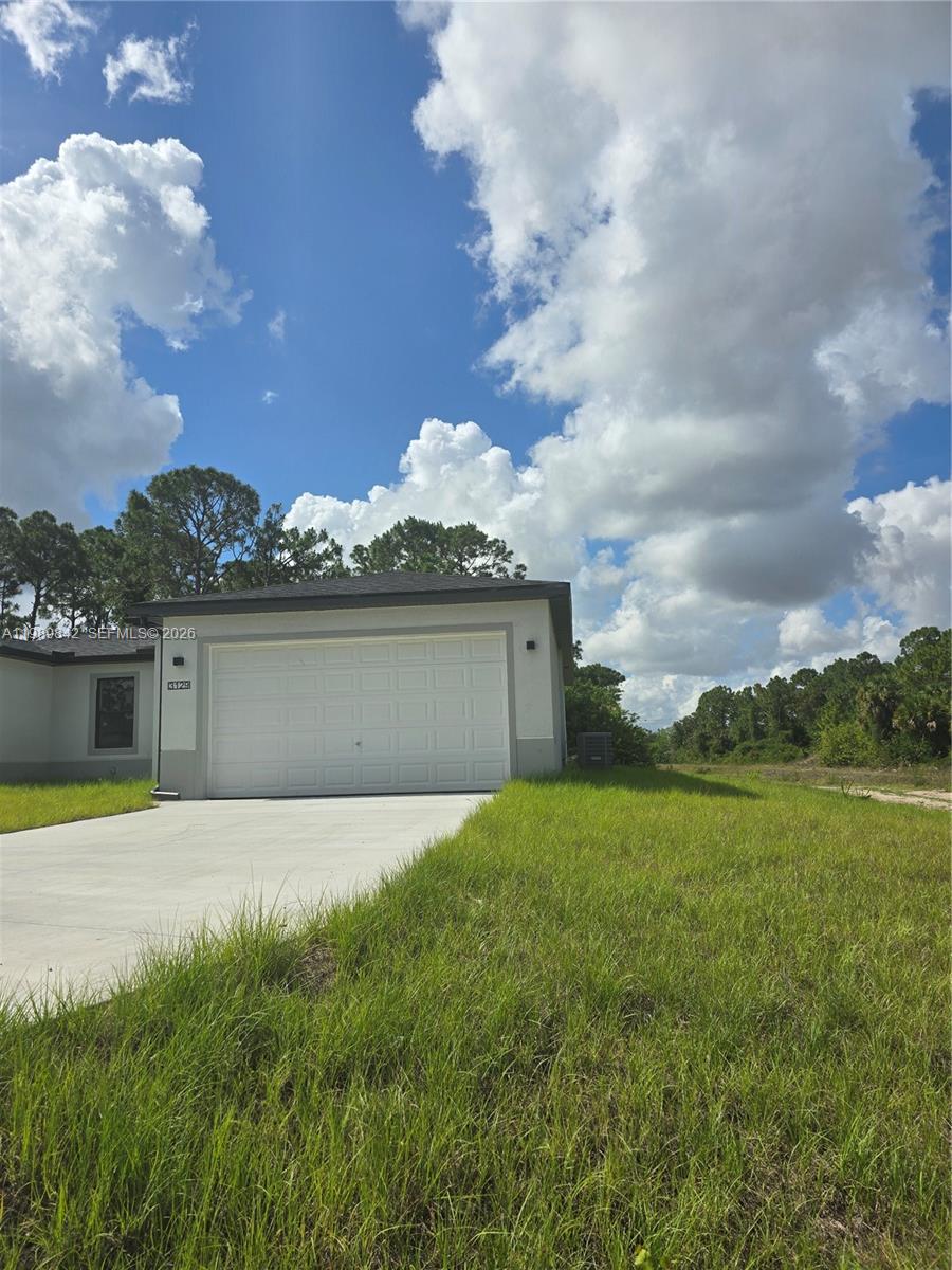 LEHIGH ACRES - Residential