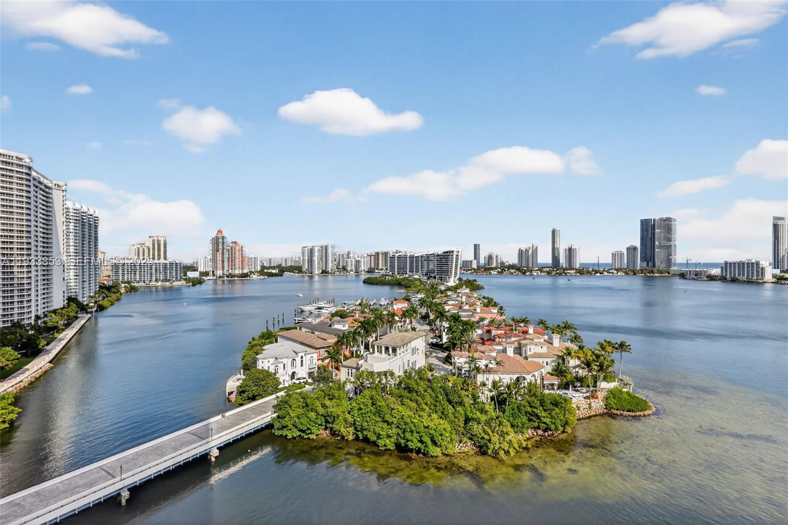 4000 ISL BLVD WILLIAMS IS - Residential