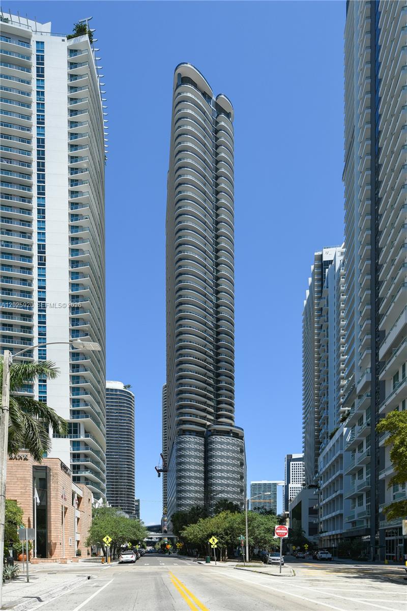 1000 Brickell 2014