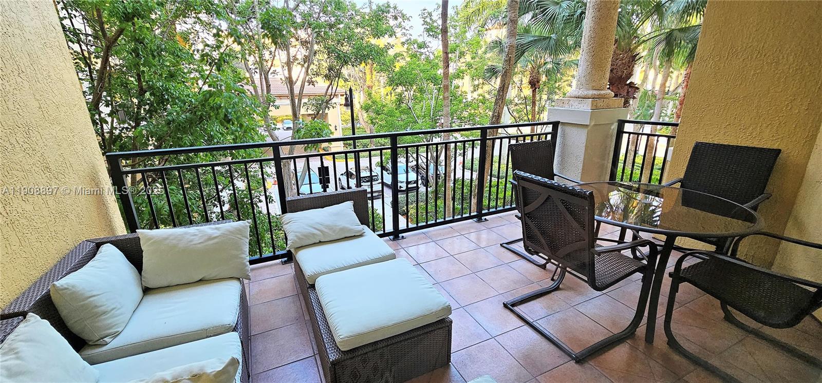 WESTON 55 PLUS CONDO - Residential Lease