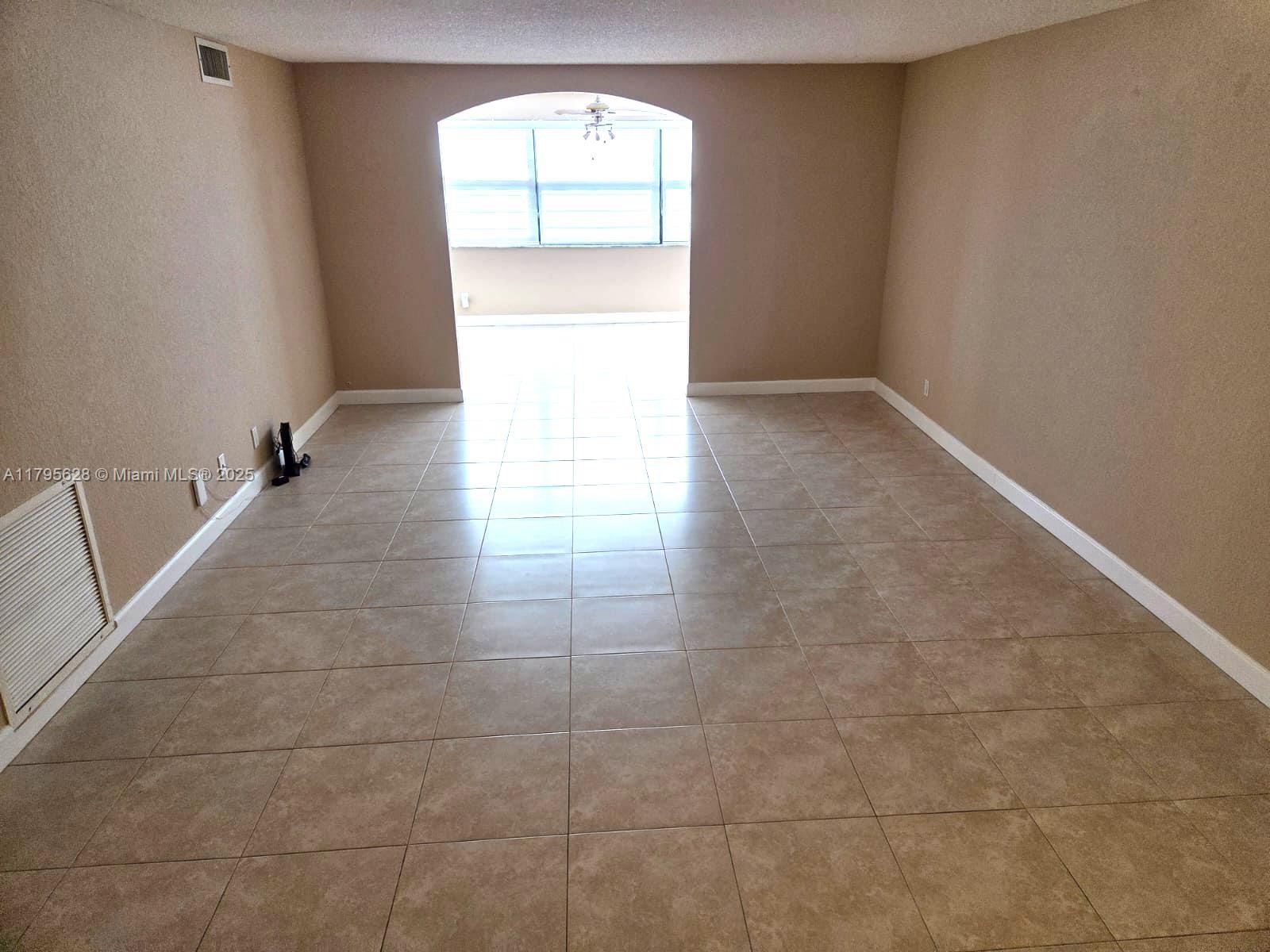 SUNRISE LAKES 174 CONDO - Residential