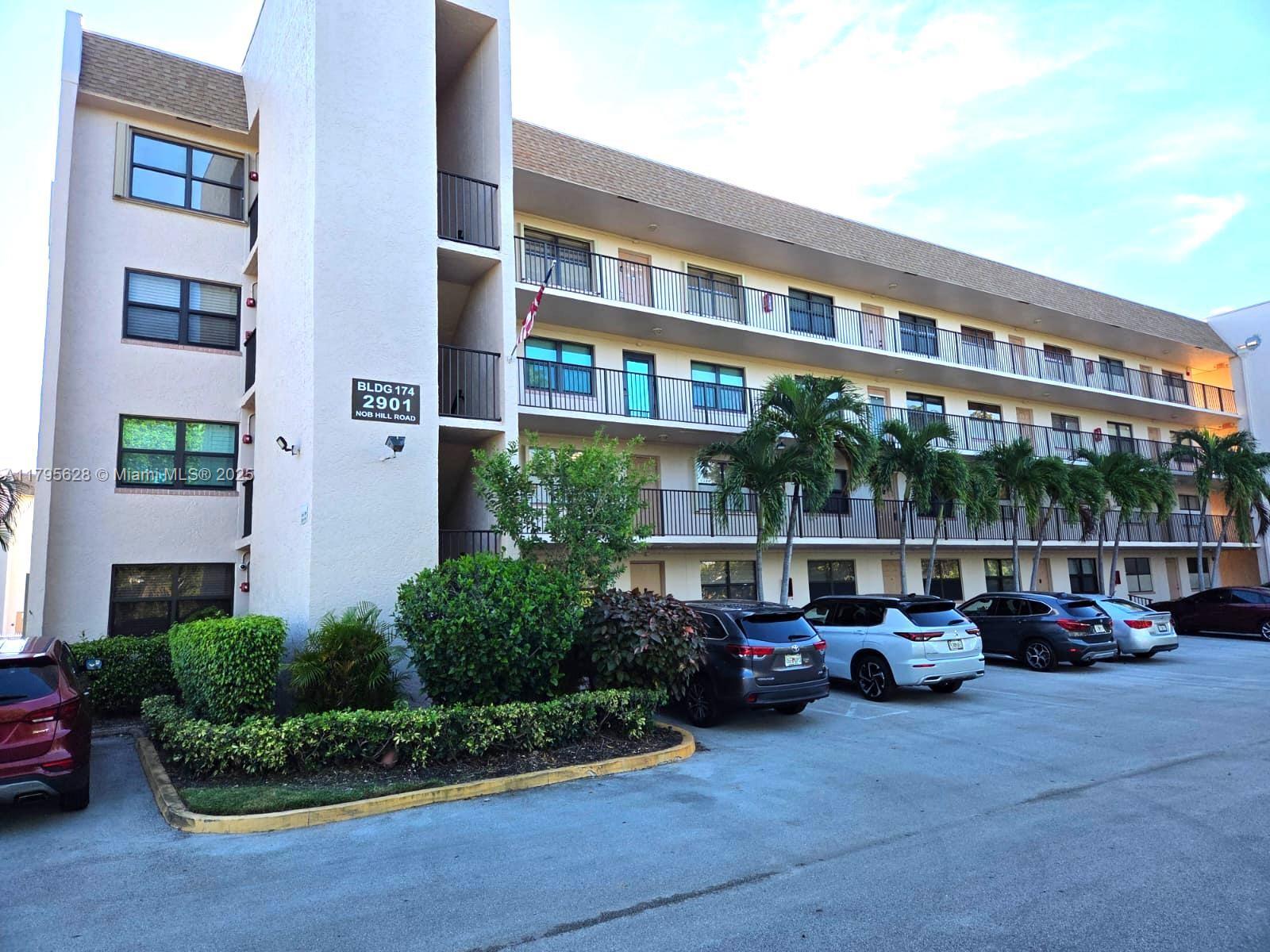 2901 N Nob Hill Rd 101