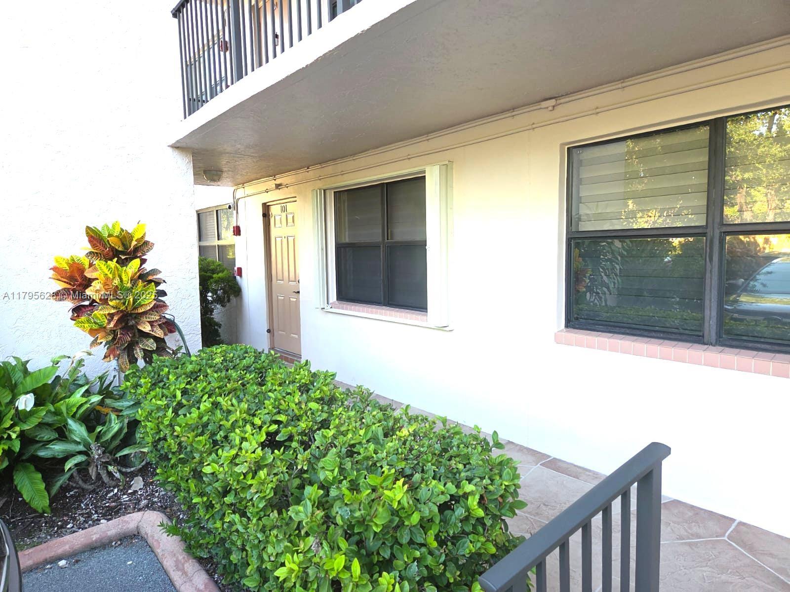 Don't miss this incredible opportunity to own a spacious first-floor corner unit in the sought-after 55+ community of Sunrise Lakes! This larger 2-bedroom, 2-bath model features a beautifully remodeled kitchen with granite countertops and rich wood cabinetry. The home is fully protected with impact-rated windows. Full Size Washer and Dryer in the unit.
The fully enclosed balcony offers additional living space—perfect for a reading nook or hobby area.
Community Amenities: free golf, tennis, pools, clubhouse events, a gym, theater, library, hobby rooms, BBQ area, & scheduled bus transportation. Monthly fees include cable, water, pest control, WiFi, and exterior/roof insurance.
Act fast—this gem won’t last!