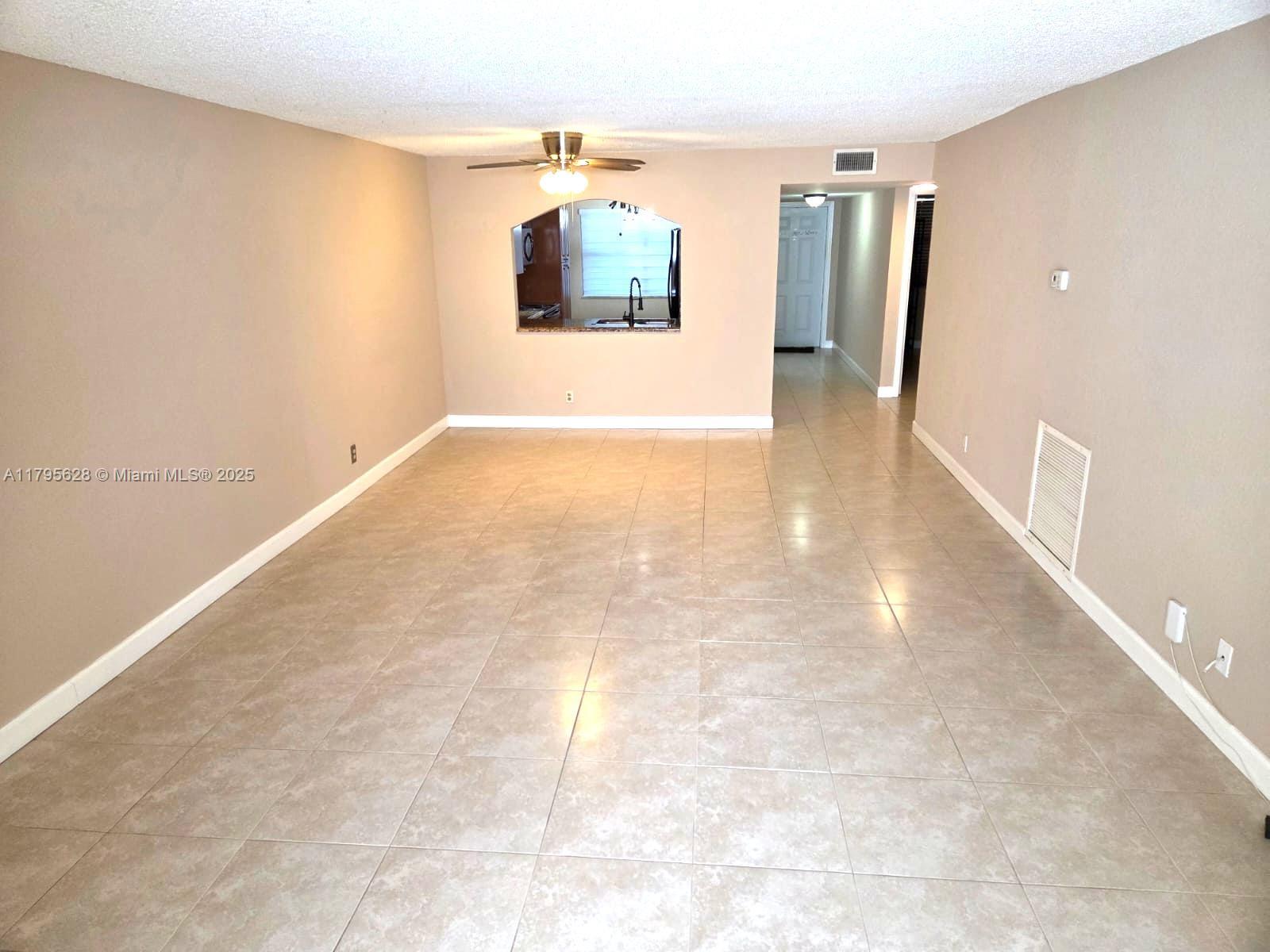 SUNRISE LAKES 174 CONDO - Residential