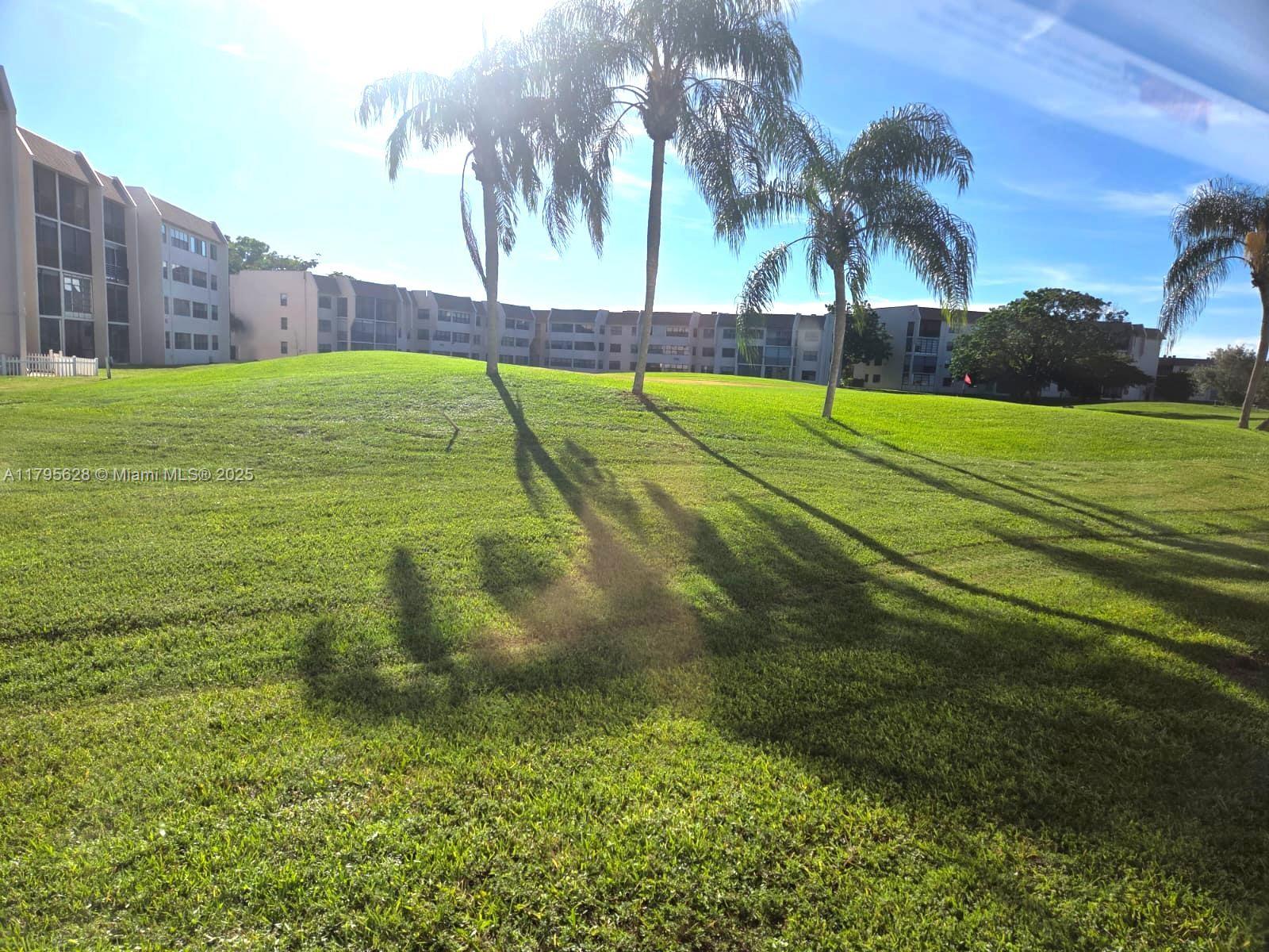 SUNRISE LAKES 174 CONDO - Residential