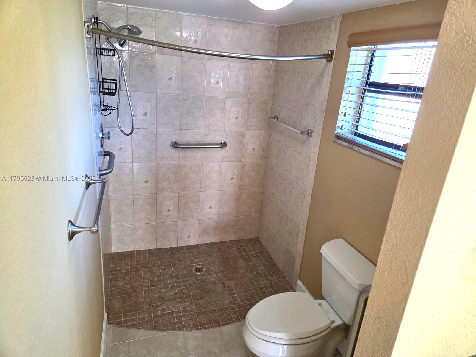 SUNRISE LAKES 174 CONDO - Residential