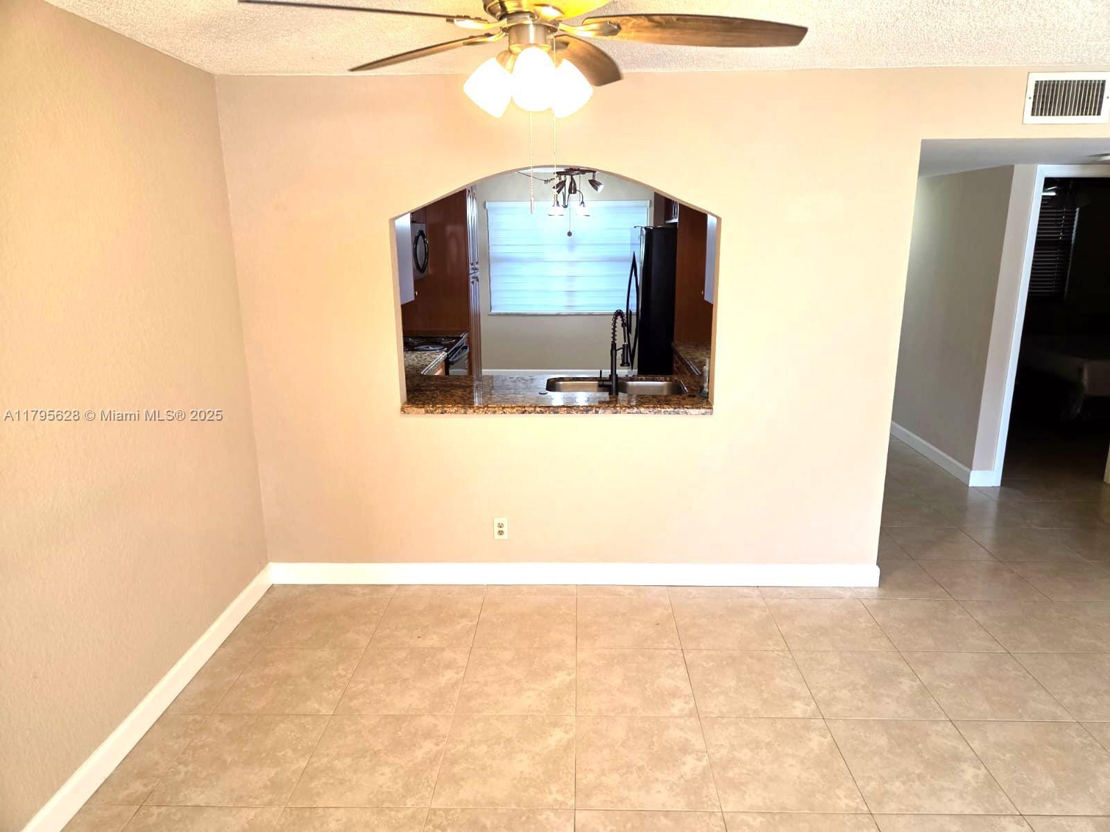 SUNRISE LAKES 174 CONDO - Residential