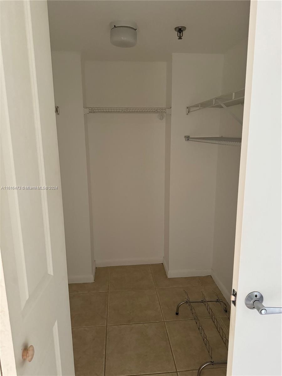 OCEAN 91 CONDO - Residential Lease