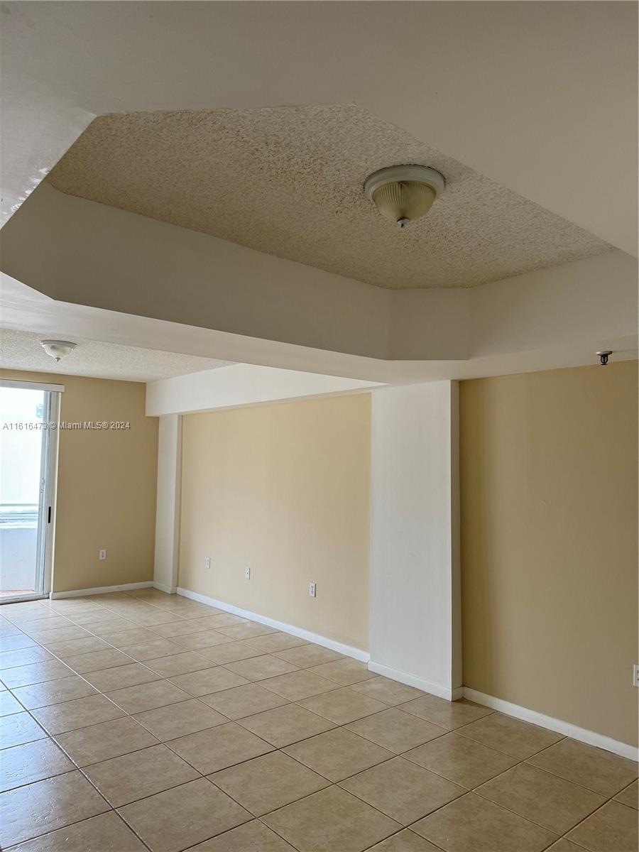 OCEAN 91 CONDO - Residential Lease