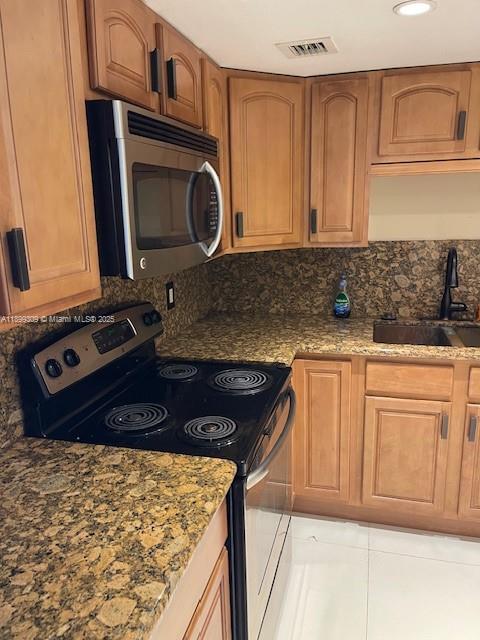 IMPERIAL TERRACES CONDO - Residential Lease