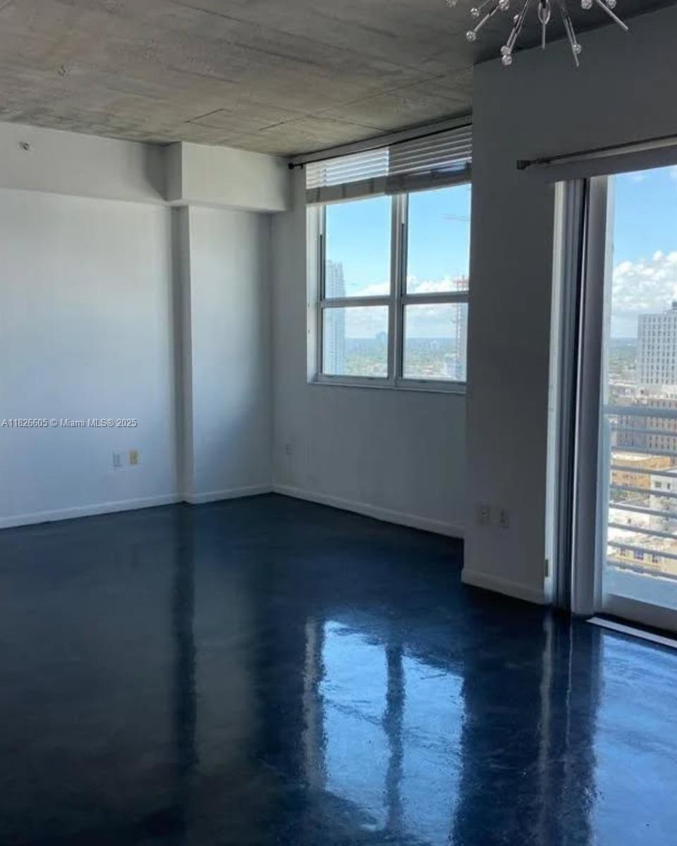 THE LOFT DOWNTOWN II COND - Residential