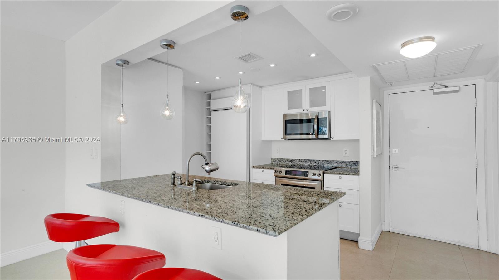 HARBOUR HOUSE - Residential Lease